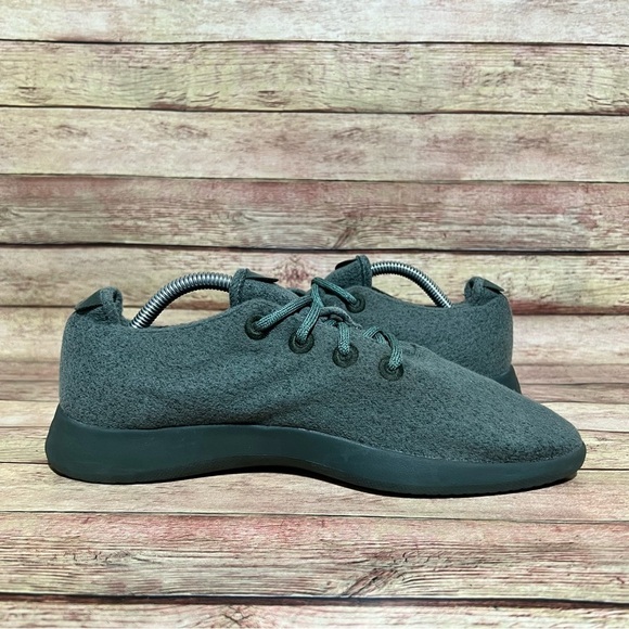 Allbirds Green Wool Runners - Picture 2 of 9